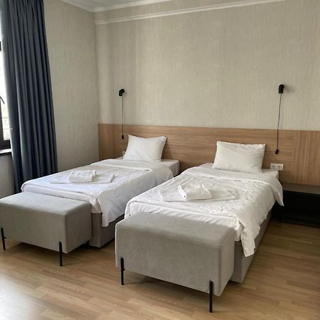Issyk Ata Retreat Hotel Gorno-Serafimovka Bagian luar foto