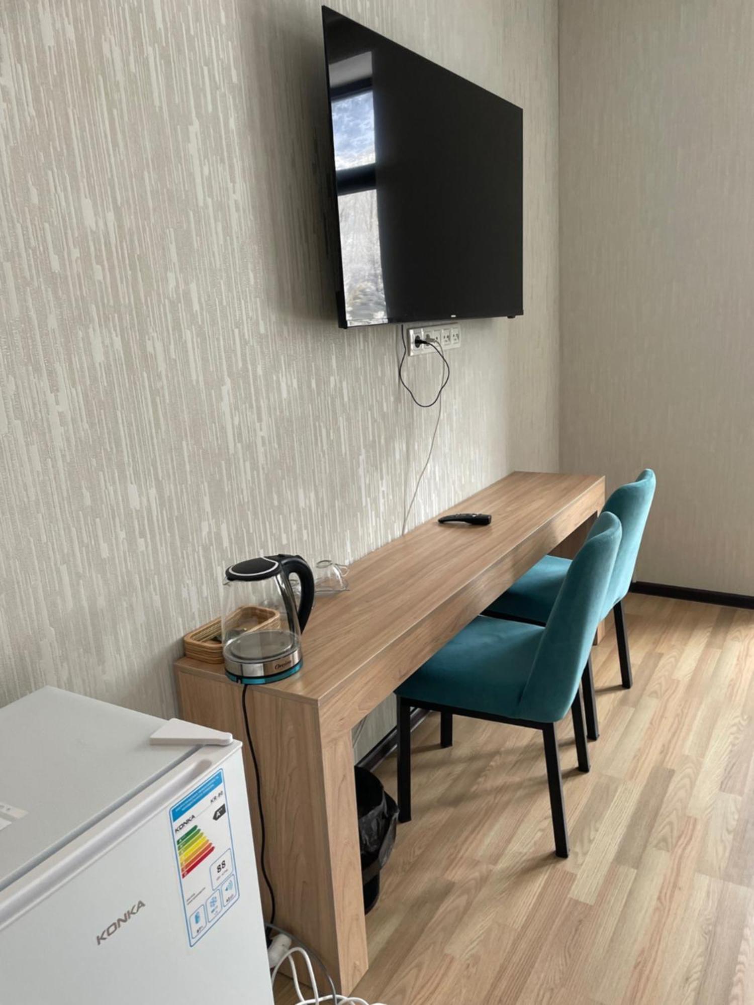 Issyk Ata Retreat Hotel Gorno-Serafimovka Bagian luar foto